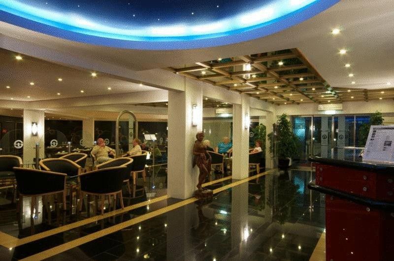 Tropical Sol Aparthotel Албуфейра Екстериор снимка